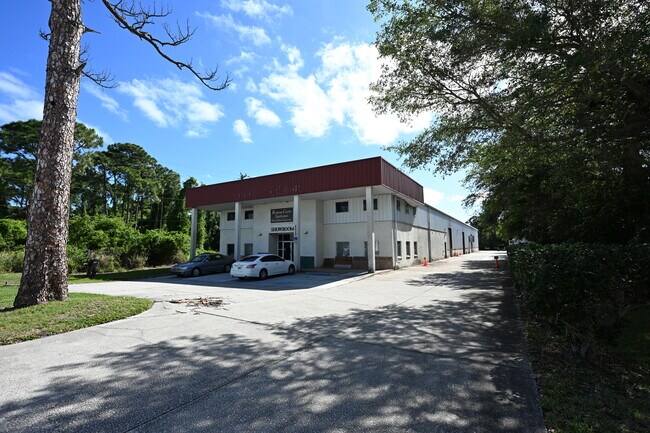 Plus de détails pour 2020 Murrell Rd, Rockledge, FL - Industriel à louer