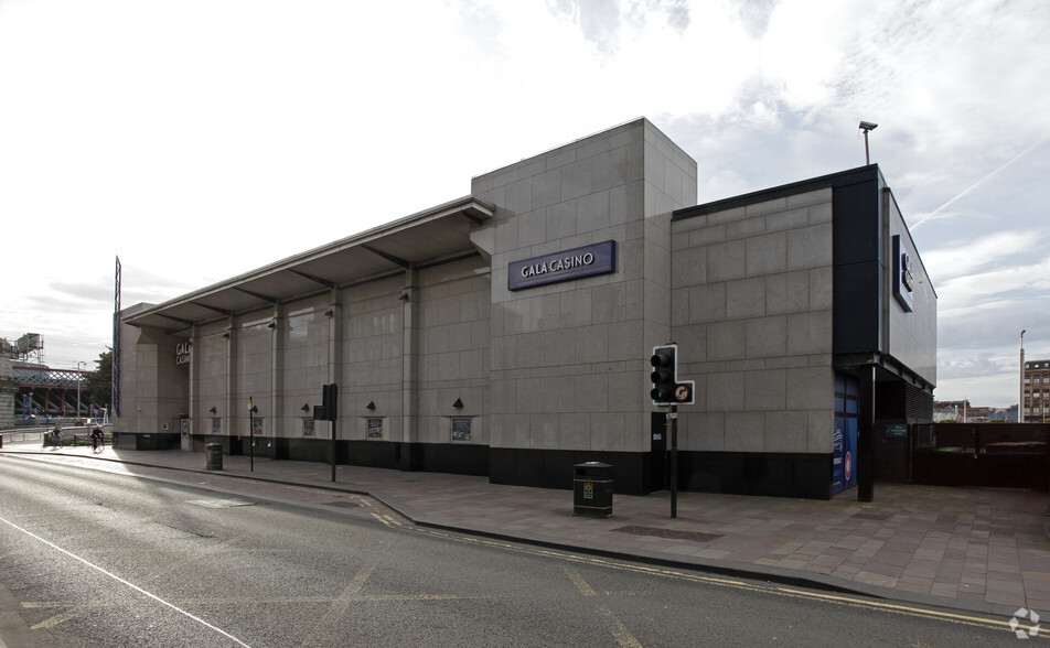 61 Broomielaw, Glasgow for sale - Building Photo - Image 3 of 3