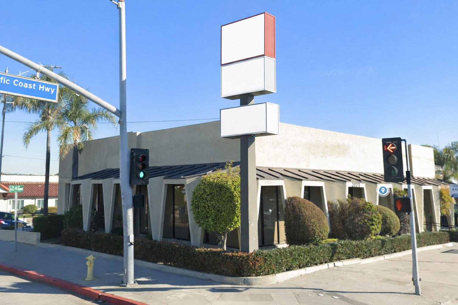 2155 Pacific Coast Hwy, Lomita, CA à louer Photo principale- Image 1 de 2