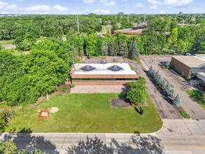 15360 S Commerce Dr, Dearborn, MI - Aérien  Vue de la carte - Image1