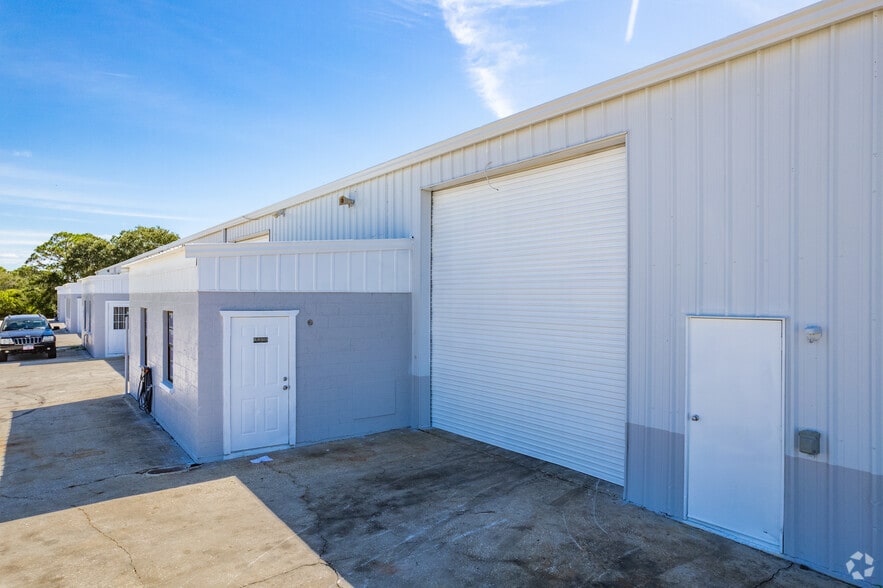 7826 Rhodes Rd, Hudson, FL for lease - Primary Photo - Image 1 of 6