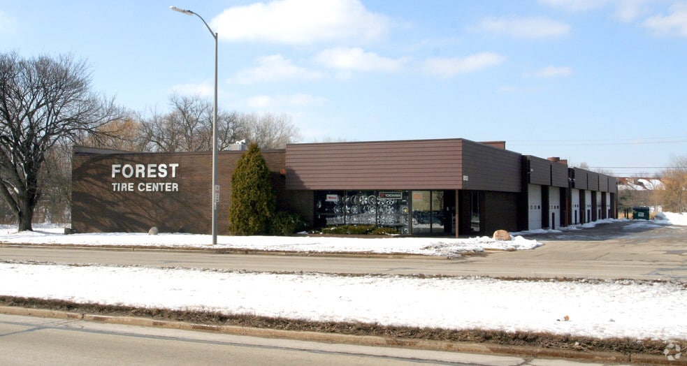 8512 W Forest Home Ave, Greenfield, WI for lease - Building Photo - Image 2 of 12