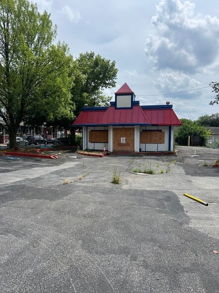 480 S Duke St, Lancaster, PA à louer - Photo du bâtiment - Image 2 de 5