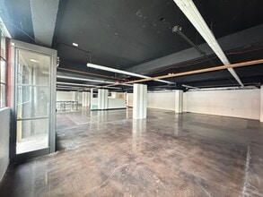 1322-1336 NW Flanders St, Portland, OR for lease Interior Photo- Image 1 of 9