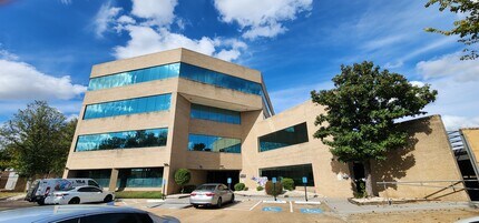 5700 NW Central Dr, Houston, TX à louer Photo intérieure- Image 2 de 26