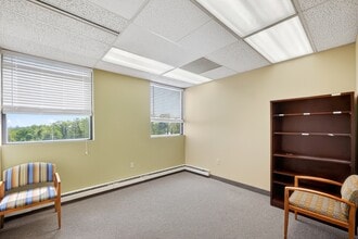5445-5601 Loch Raven Blvd, Baltimore, MD for lease Interior Photo- Image 2 of 12