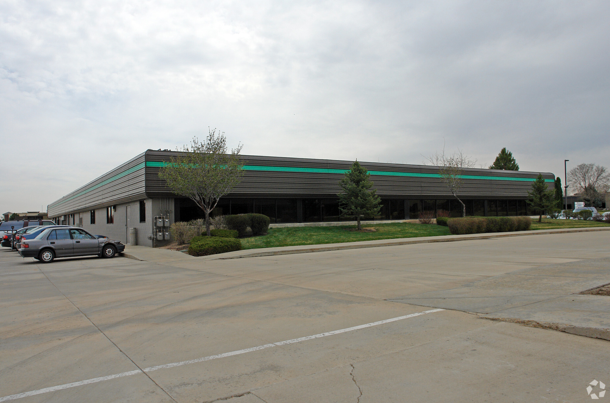 2420 Trade Centre Ave, Longmont, CO for lease Primary Photo- Image 1 of 5