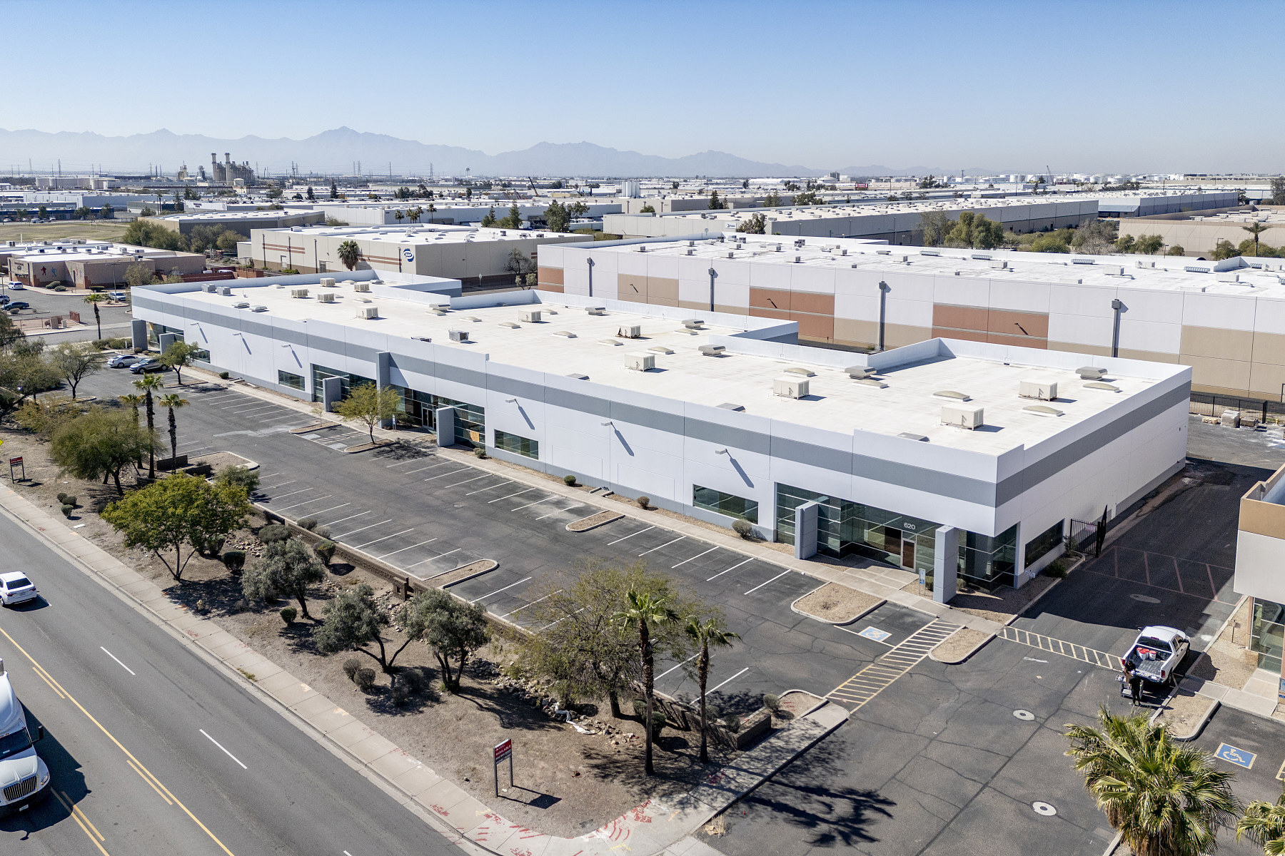 620 N 43rd Ave, Phoenix, AZ for lease Building Photo- Image 1 of 5
