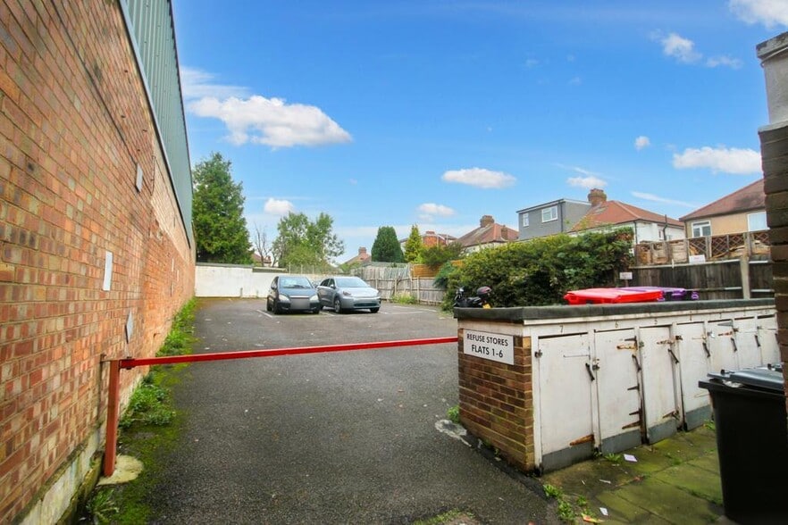 108-110 Church Rd, Northolt for sale - Building Photo - Image 2 of 4