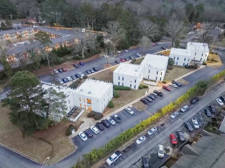 2500 W Broad St, Athens, GA à louer - Photo du bâtiment - Image 1 de 4