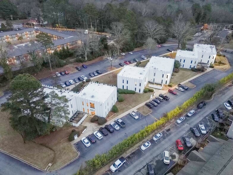 2500 W Broad St, Athens, GA à louer - Photo principale - Image 1 de 4