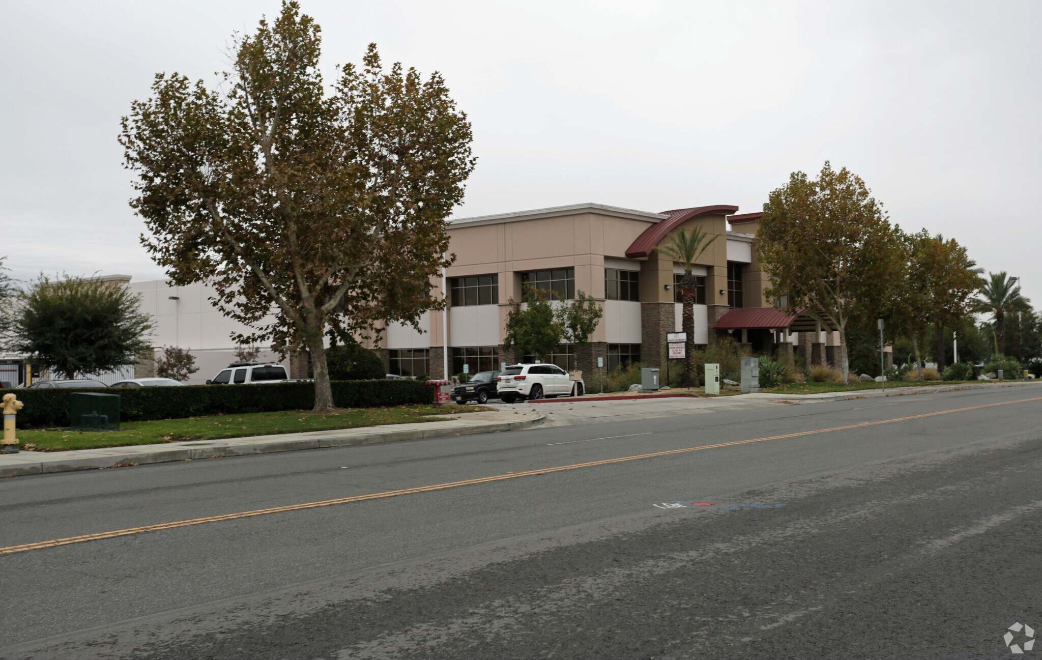 1090 E Belmont St, Ontario, CA for lease Building Photo- Image 1 of 10