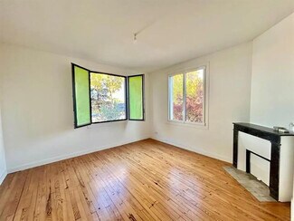 Plus de détails pour 50 Route De Paris, Fenouillet - Bureau à louer