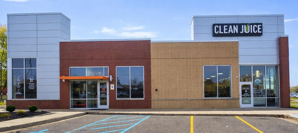 5563 28th St, Grand Rapids, MI à louer - Photo du bâtiment - Image 3 de 4