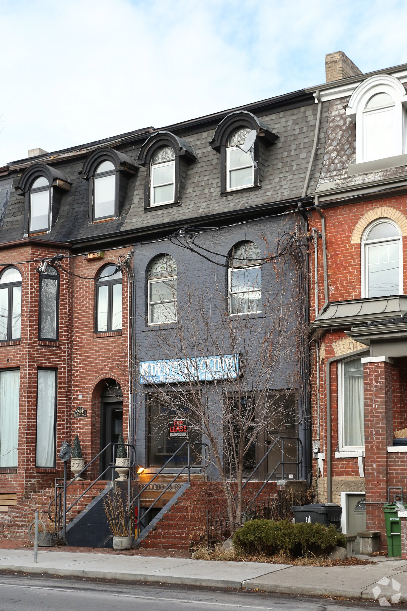 246 Gerrard St E, Toronto, ON for sale Primary Photo- Image 1 of 1