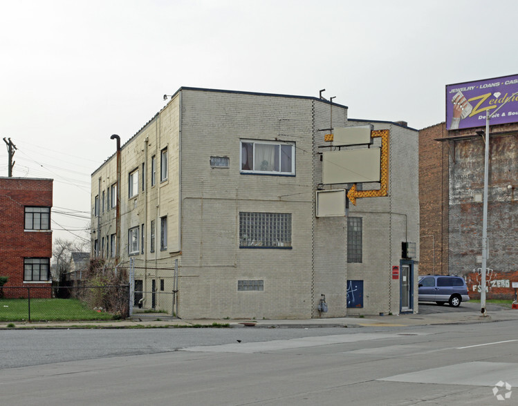 2712 Gratiot Ave, Detroit, MI à vendre - Photo principale - Image 1 de 1