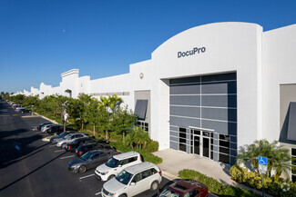 Plus de détails pour 710 S Powerline Rd, Deerfield Beach, FL - Industriel/Logistique à louer