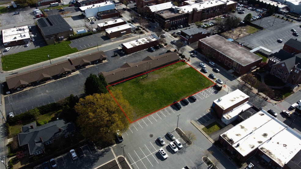 133 N Main St, Kernersville, NC for sale - Building Photo - Image 3 of 13