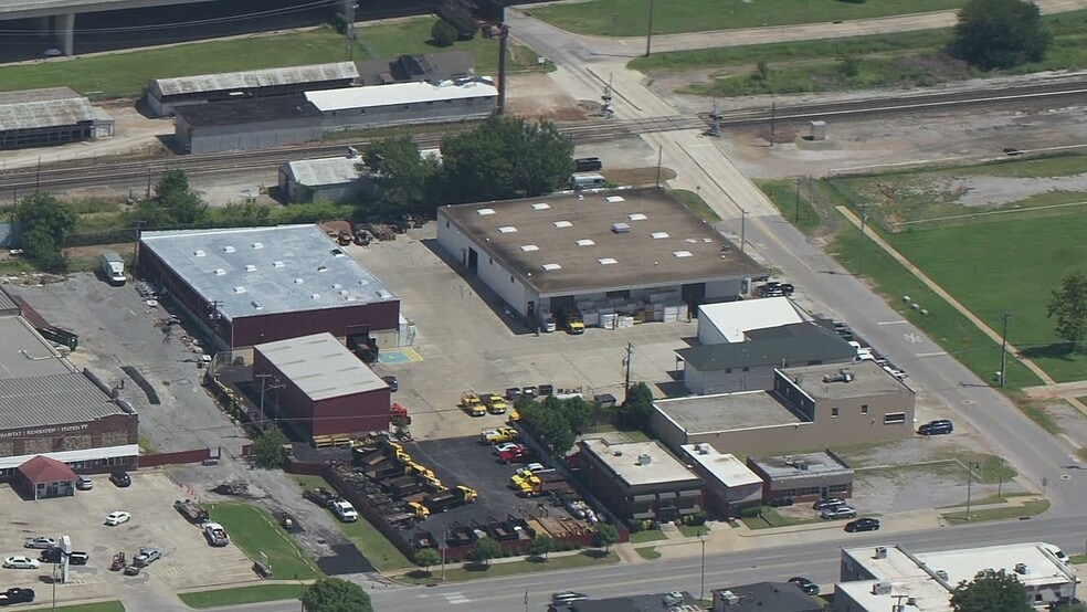 19 NW 16th St, Oklahoma City, OK for sale - Aerial Video - Image 2 of 6