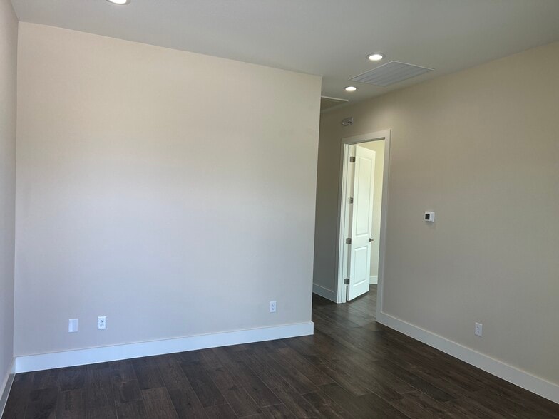 2951 FM 1460, Georgetown, TX for sale - Interior Photo - Image 3 of 14