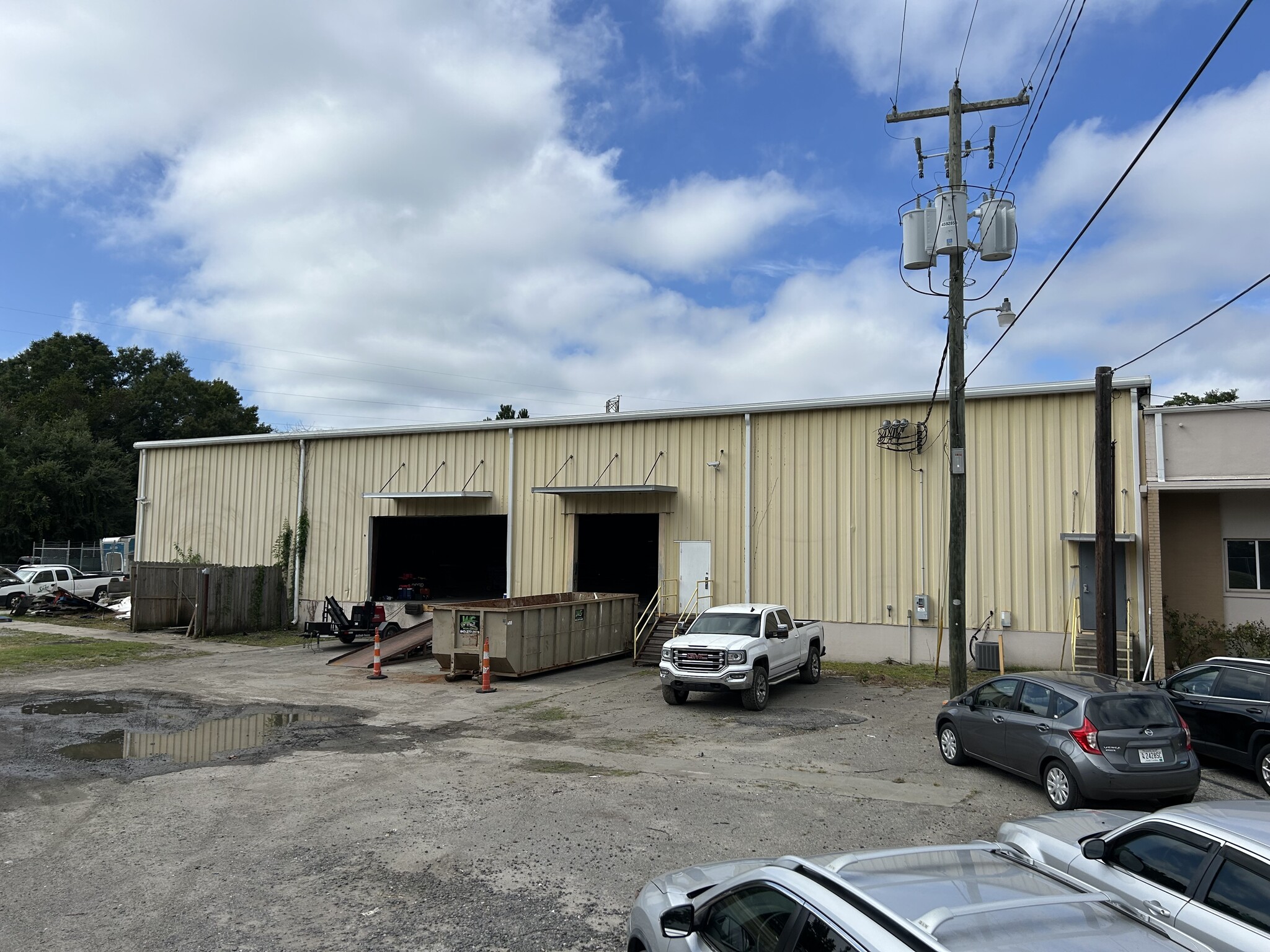 3801 Meeting Street Rd, North Charleston, SC for lease Building Photo- Image 1 of 7