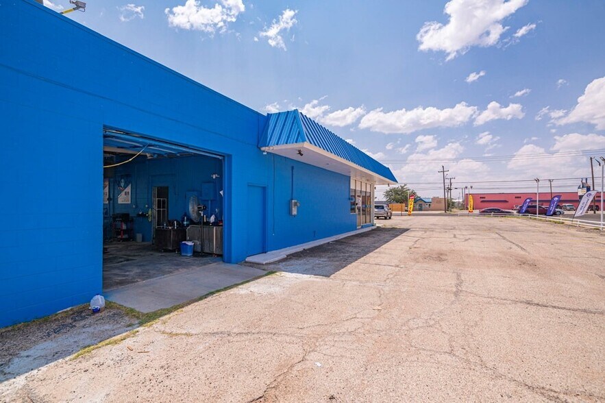 2201 E 8th St, Odessa, TX à vendre - Photo du bâtiment - Image 3 de 53