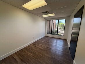 4625-4629 S Harvard Ave, Tulsa, OK for lease Interior Photo- Image 2 of 8