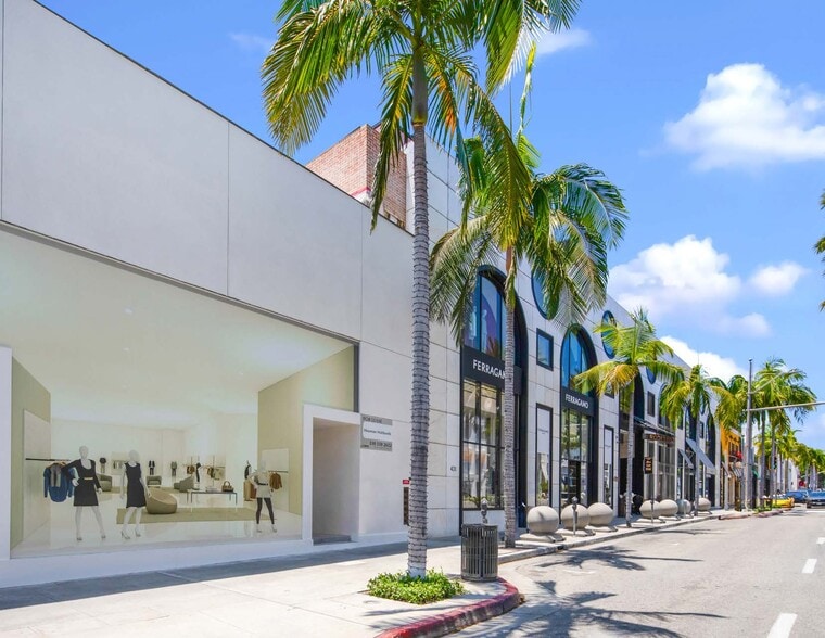 413-445 N Rodeo Dr, Beverly Hills, CA for lease - Building Photo - Image 2 of 14