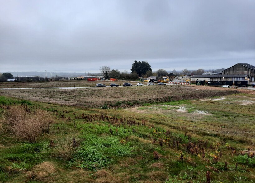 Area 4 Evercreech Junction, Evercreech à louer - Photo principale - Image 1 de 3