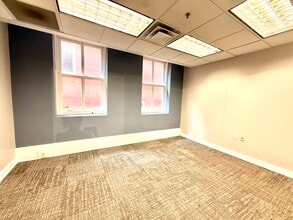 201-213 N Laura St, Jacksonville, FL for lease Interior Photo- Image 1 of 4