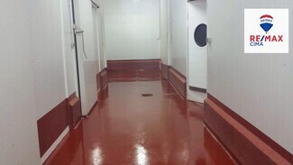 Plus de détails pour Calle Bruselas, 35, Baza - Industriel à louer