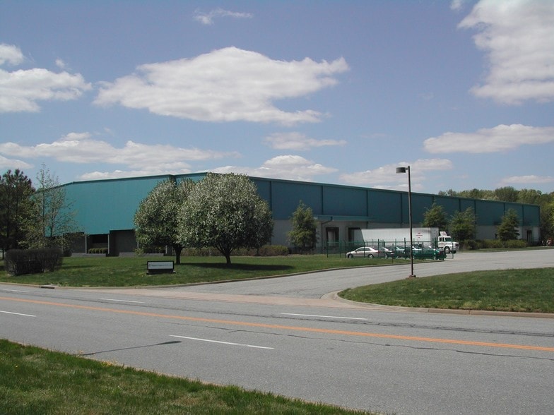 275 Picketts Line, Newport News, VA à louer - Photo du bâtiment - Image 2 de 13