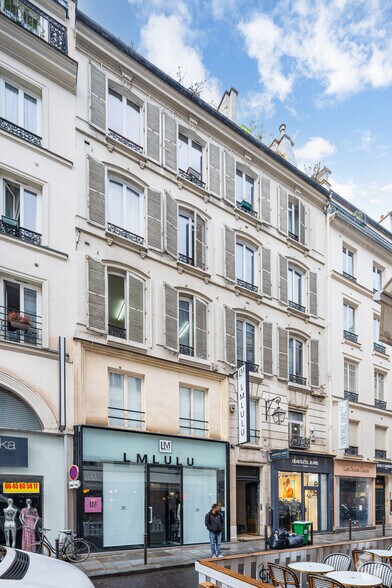 Retail in Paris for lease - Building Photo - Image 1 of 2