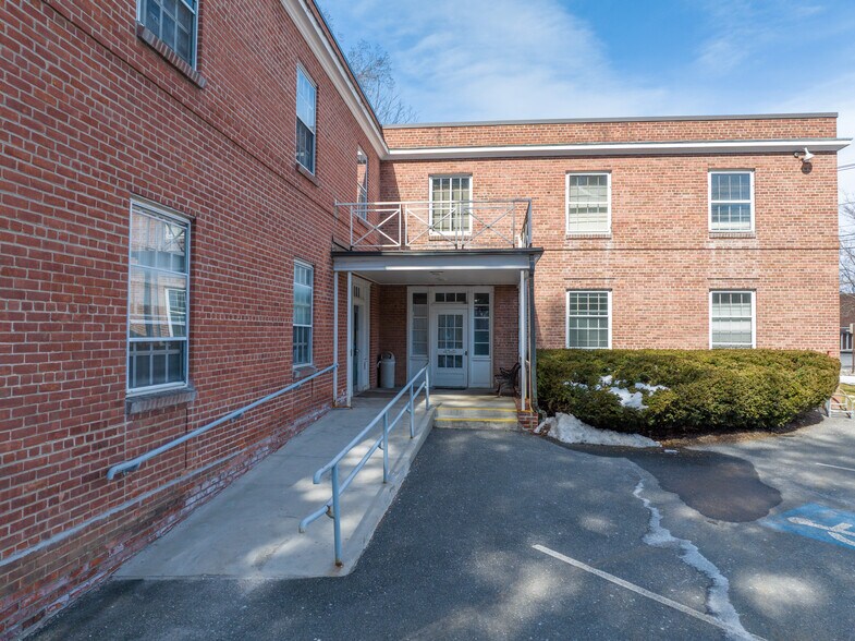 264 Elm St, Northampton, MA à louer - Photo du bâtiment - Image 3 de 20