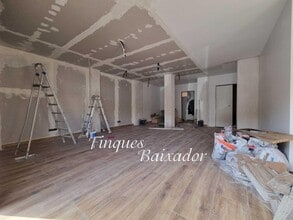 Commerce de détail dans Castelldefels, Barcelona à louer Photo intérieure- Image 2 de 2