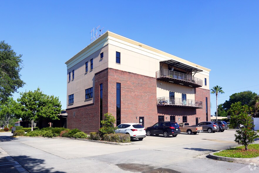 13777 Belcher Rd, Largo, FL à louer - Photo du bâtiment - Image 1 de 3