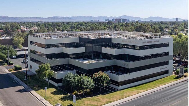 Plus de détails pour 2633 E Indian School Rd, Phoenix, AZ - Bureau à vendre