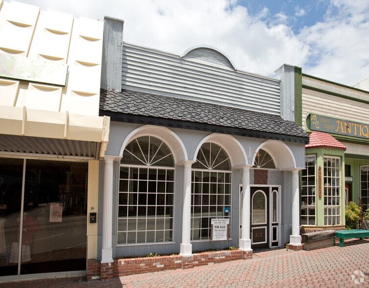 302 E Main St, Hogansville, GA à vendre - Photo du bâtiment - Image 2 de 4