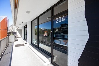 873-883 E Hastings St, Vancouver, BC for lease Building Photo- Image 1 of 3