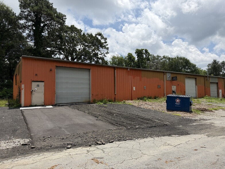 137 Booth Rd SW, Marietta, GA for sale - Building Photo - Image 2 of 6