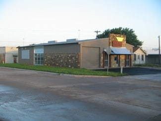 Plus de détails pour 206 Kings Plz, Granbury, TX - Commerce de détail à vendre