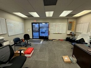 810 NW 25th Ave, Ocala, FL for lease Interior Photo- Image 2 of 6