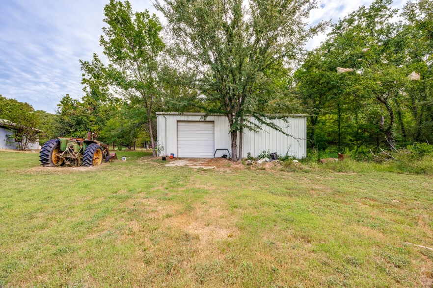 1549 Starr Rd, Denison, TX à vendre - Photo du bâtiment - Image 3 de 13