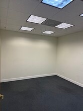 9696 Bonita Beach Rd, Bonita Springs, FL for lease Interior Photo- Image 2 of 8