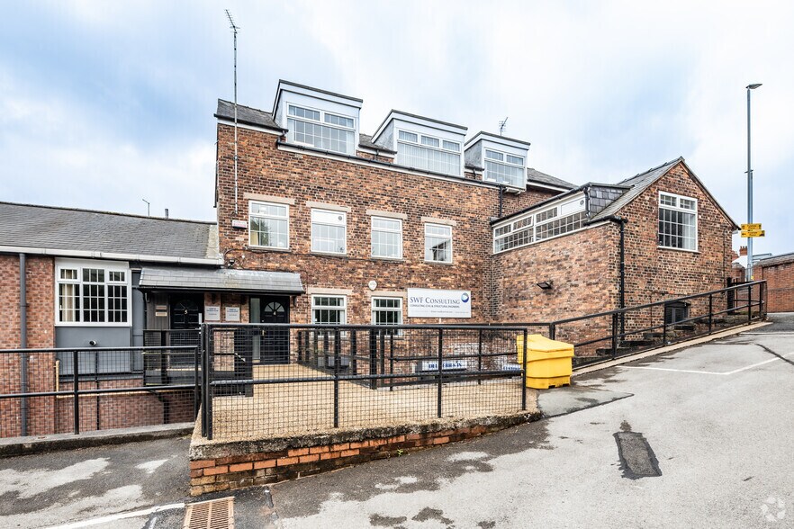 Bollin Walk, Wilmslow for lease - Building Photo - Image 3 of 5