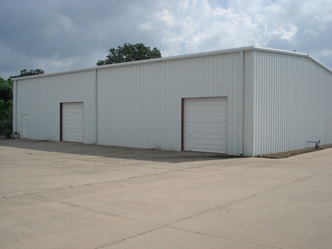 More details for 1174 W Sunchase Ct, Fayetteville, AR - Industrial for Lease