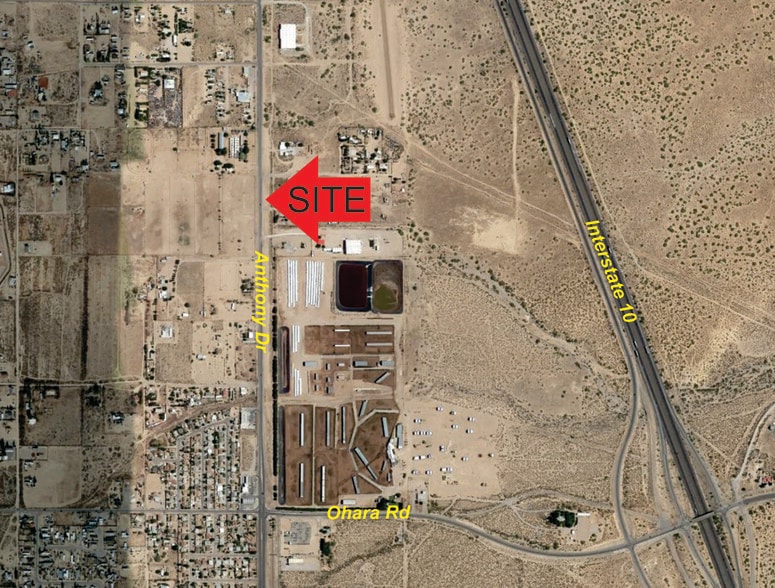 2025 Anthony Dr, Anthony, NM à vendre - Photo du bâtiment - Image 2 de 6