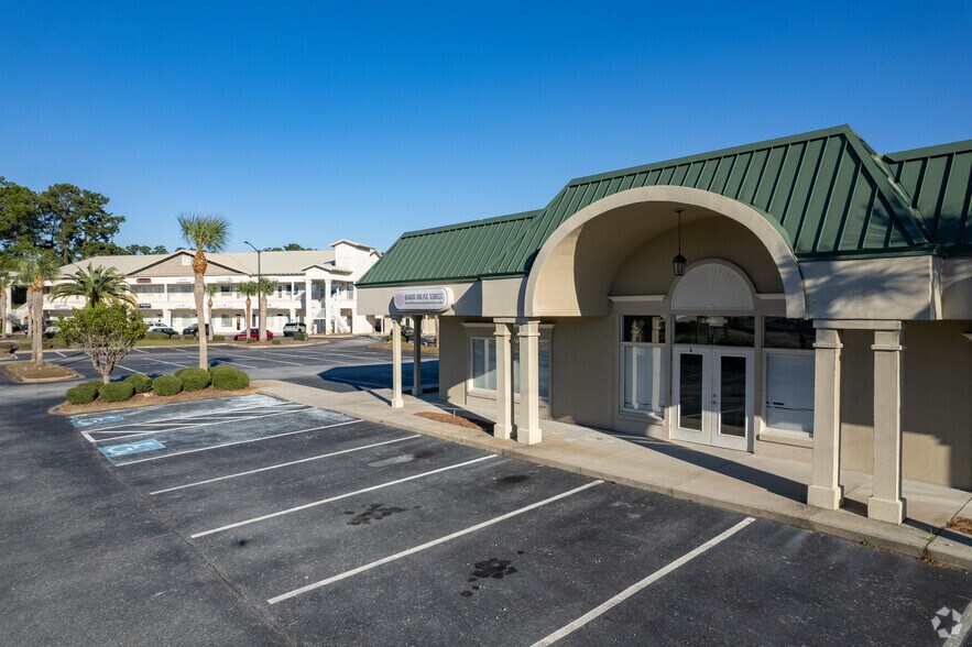 650 Scranton Rd, Brunswick, GA à louer - Photo du bâtiment - Image 2 de 10