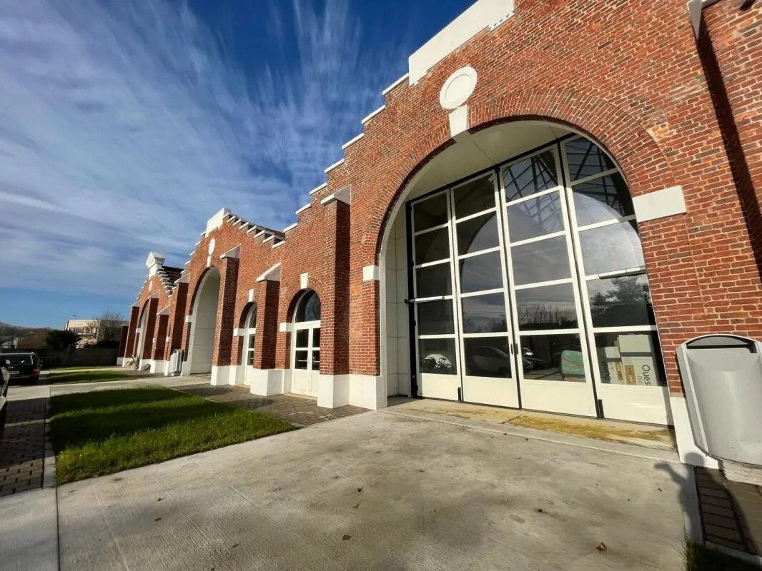 Industriel dans Ivry-sur-Seine à louer Photo du bâtiment- Image 1 de 7