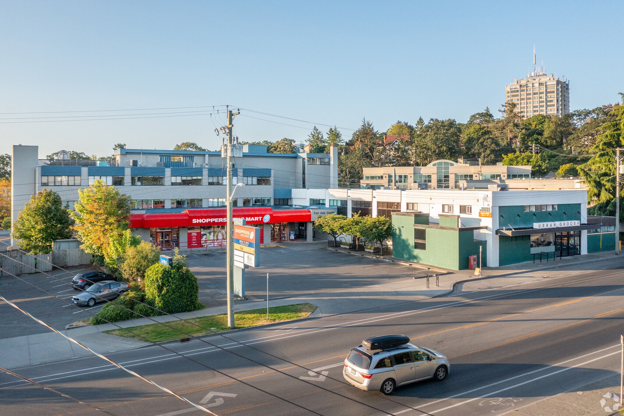 1627 Fort St, Victoria, BC for lease Building Photo- Image 1 of 8